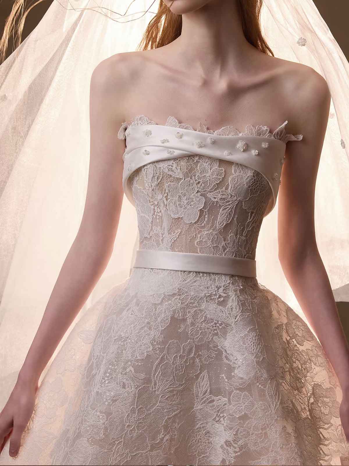 Chic Off-Shoulder Lace Wedding Gown