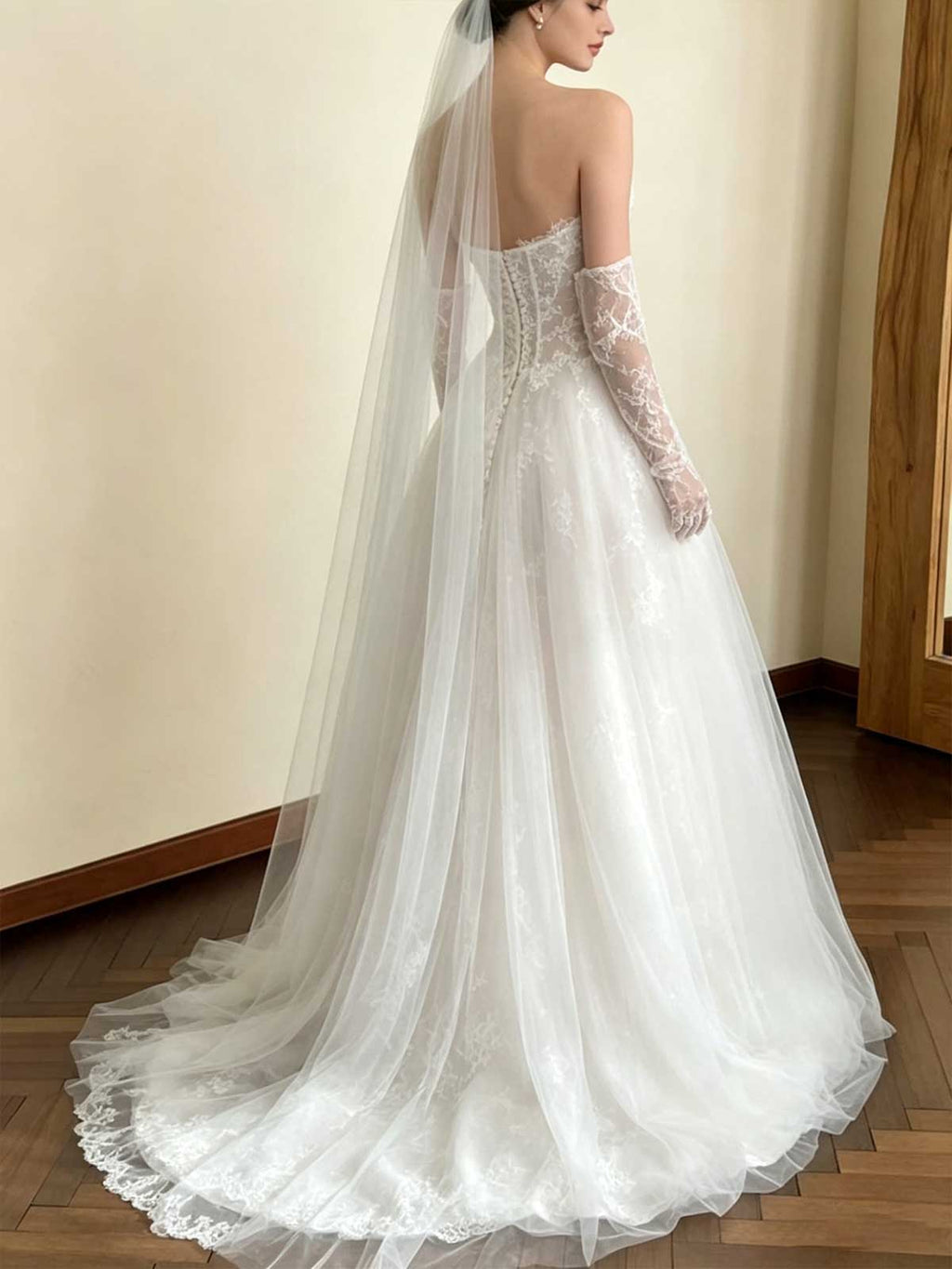 Ivory Lace Strapless Tulle A-Line Wedding Dress with Veil & Lace Gloves