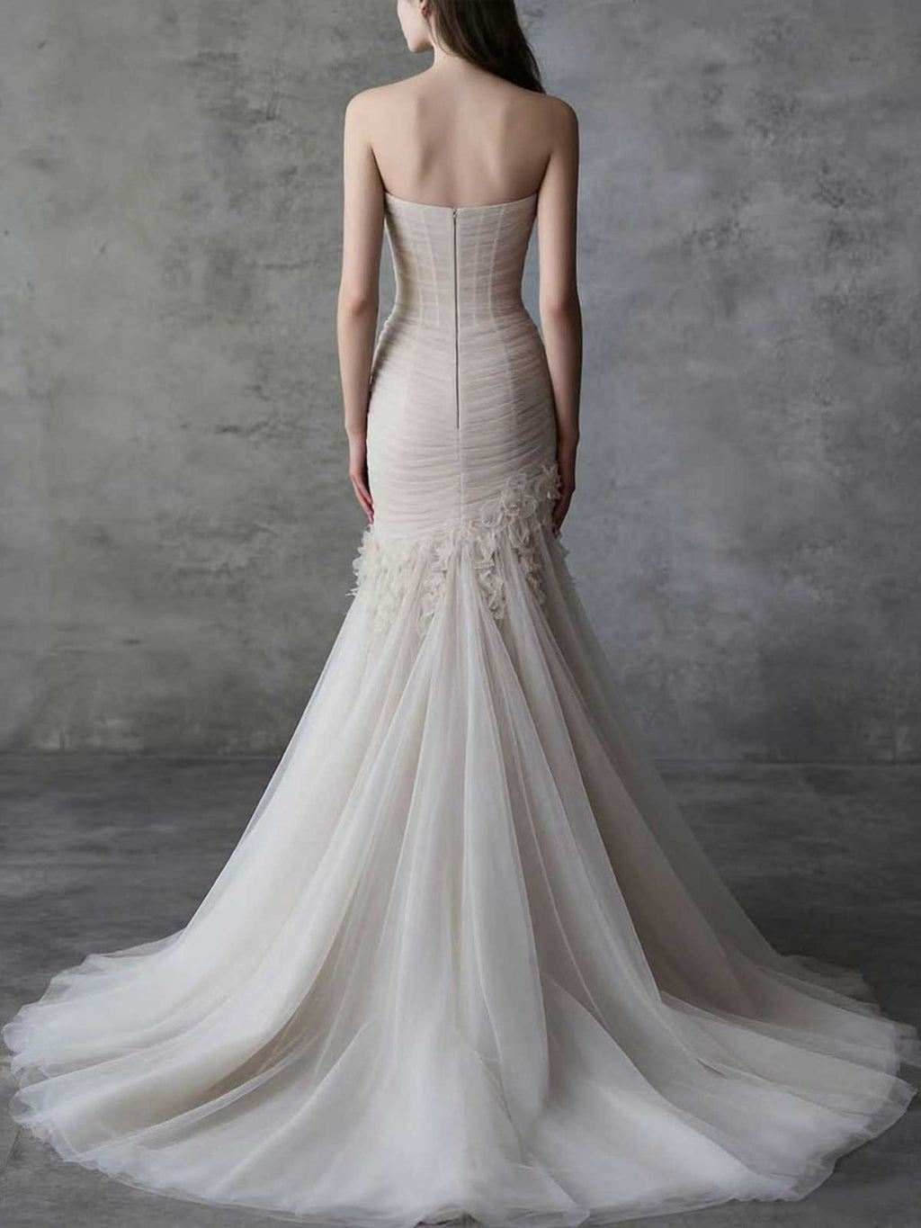 Elegant Blush Tulle Ruched Mermaid Wedding Dress with Veil