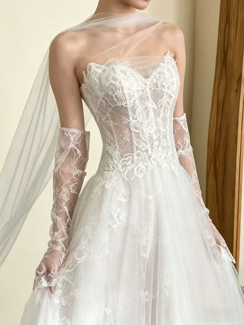 Ivory Lace Strapless Tulle A-Line Wedding Dress with Veil & Lace Gloves