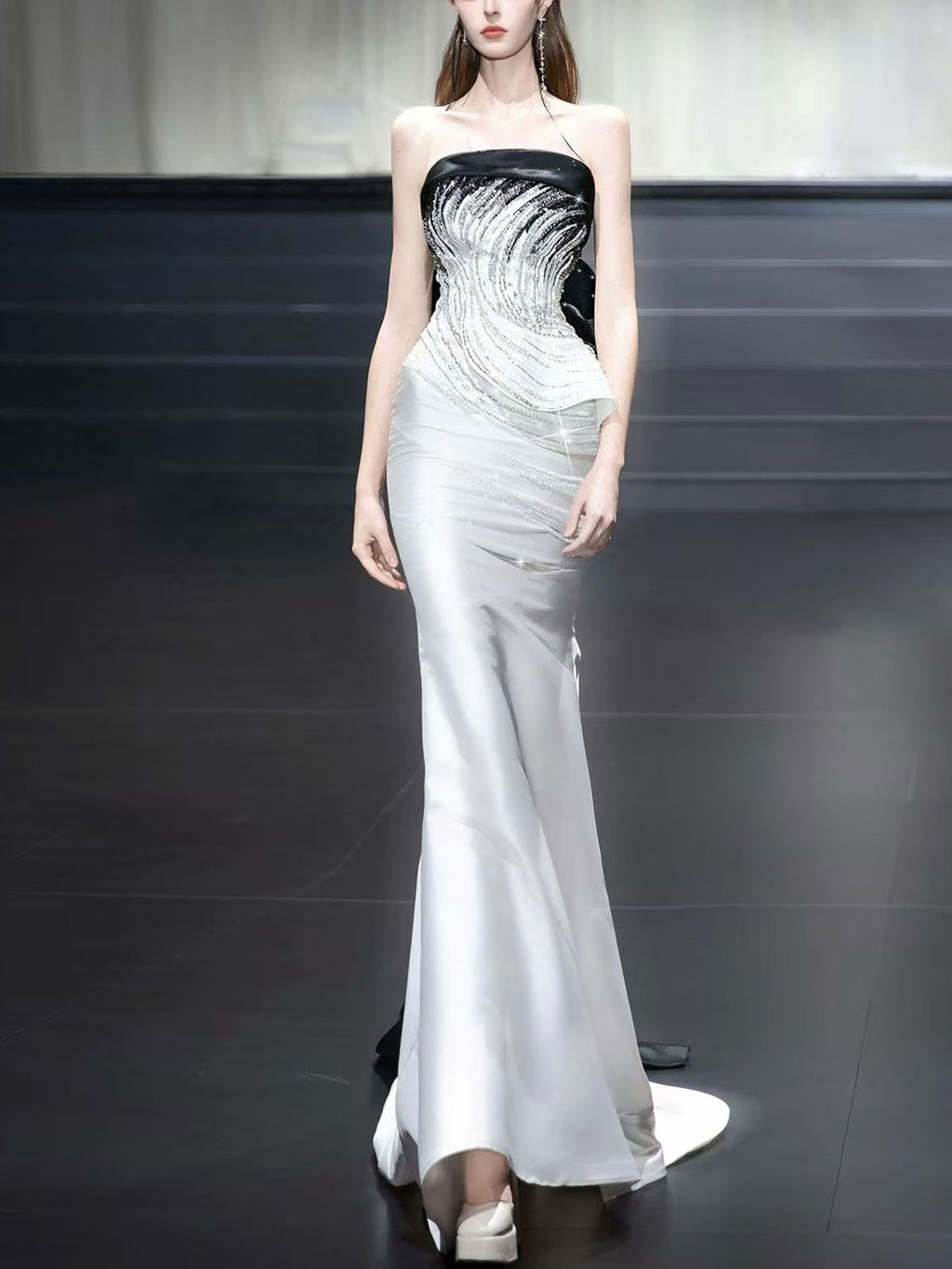 Black White Colorblock Beaded Strapless Satin Mermaid Evening Gown