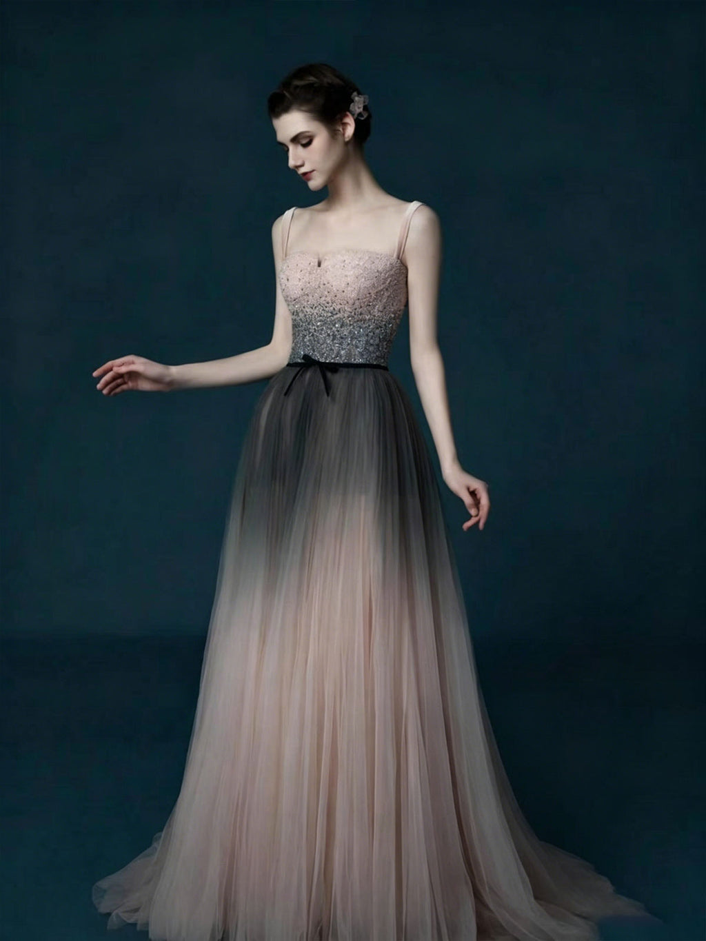 Champagne Halter Chain Sleeve Sequin Tulle A-Line Evening Gown