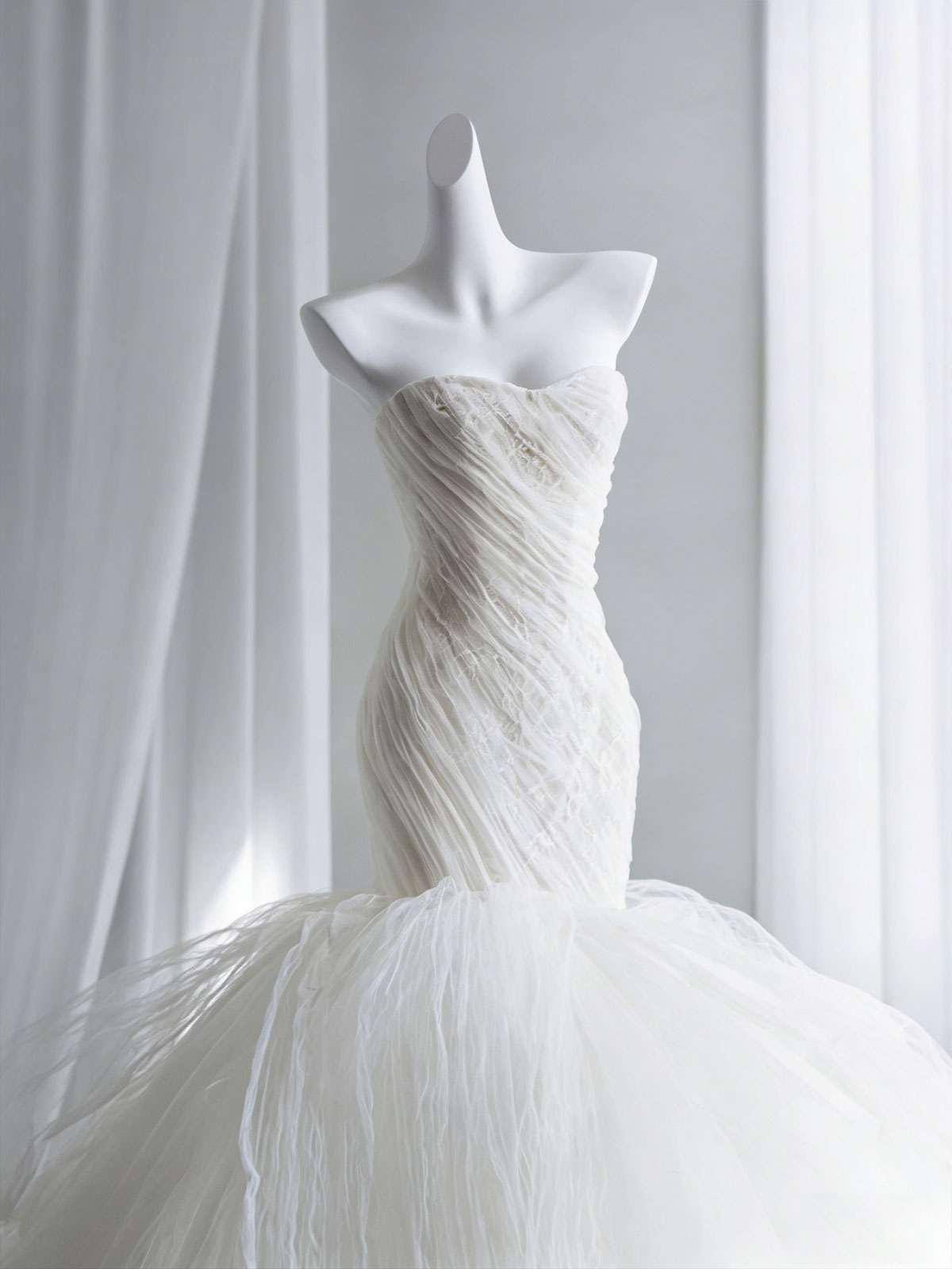 Strapless Ruched Tulle Mermaid Ball Gown Wedding Dress