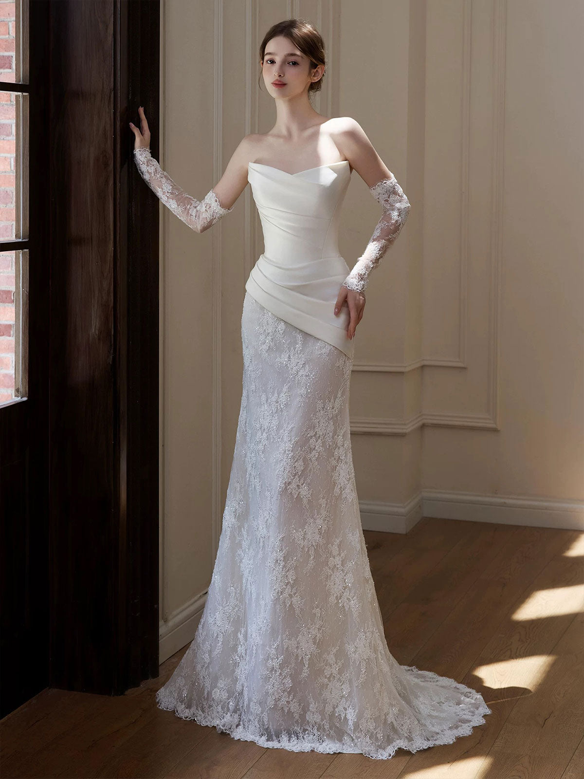 Strapless Satin Lace Mermaid Wedding Dress with Lace Gloves