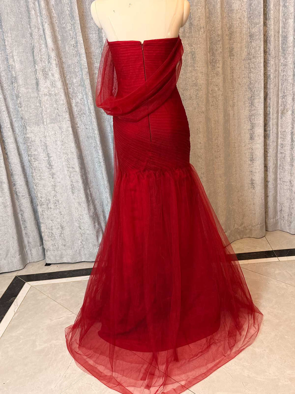Showstopping Red Off-the-Shoulder Ruffled Tulle Evening Gown