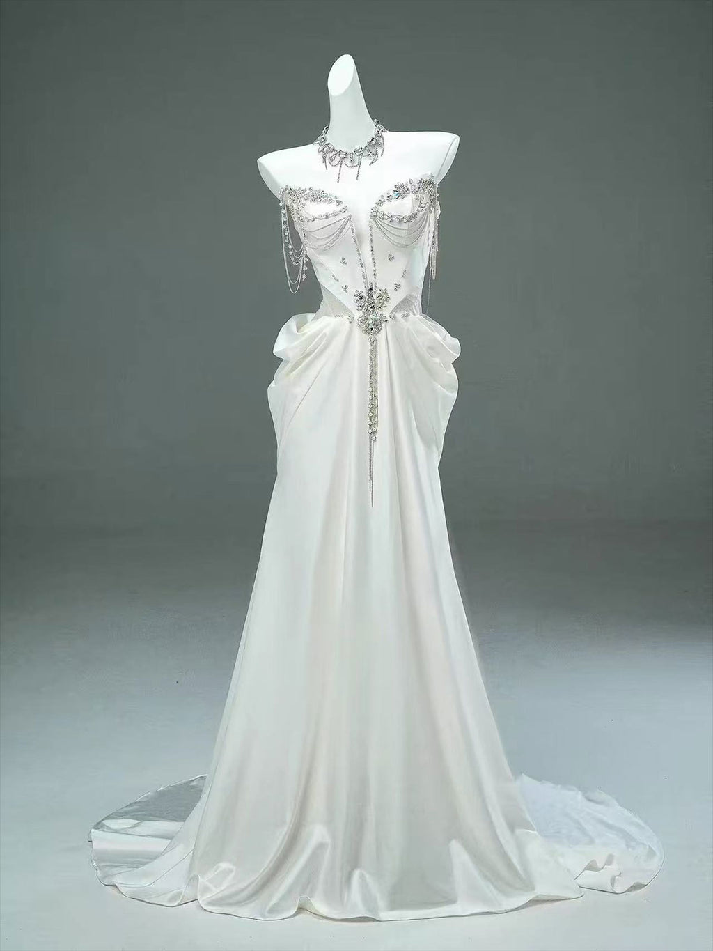 Luxury Crystal Satin Mermaid Wedding Dress with Train