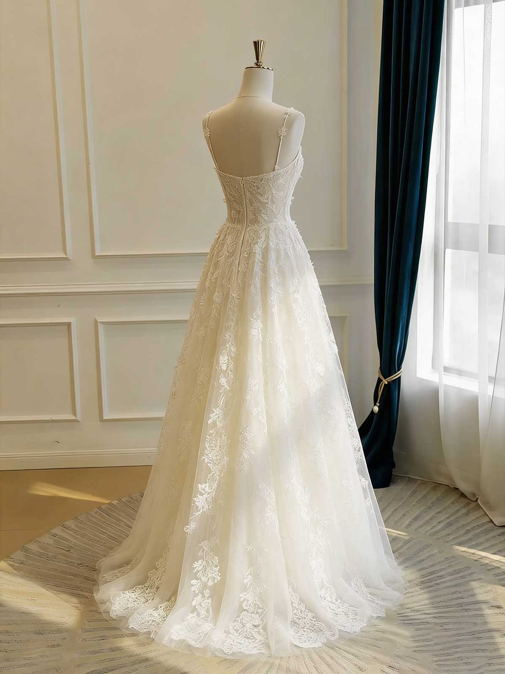 Delicate White Floral Lace A-Line Wedding Dress for Brides