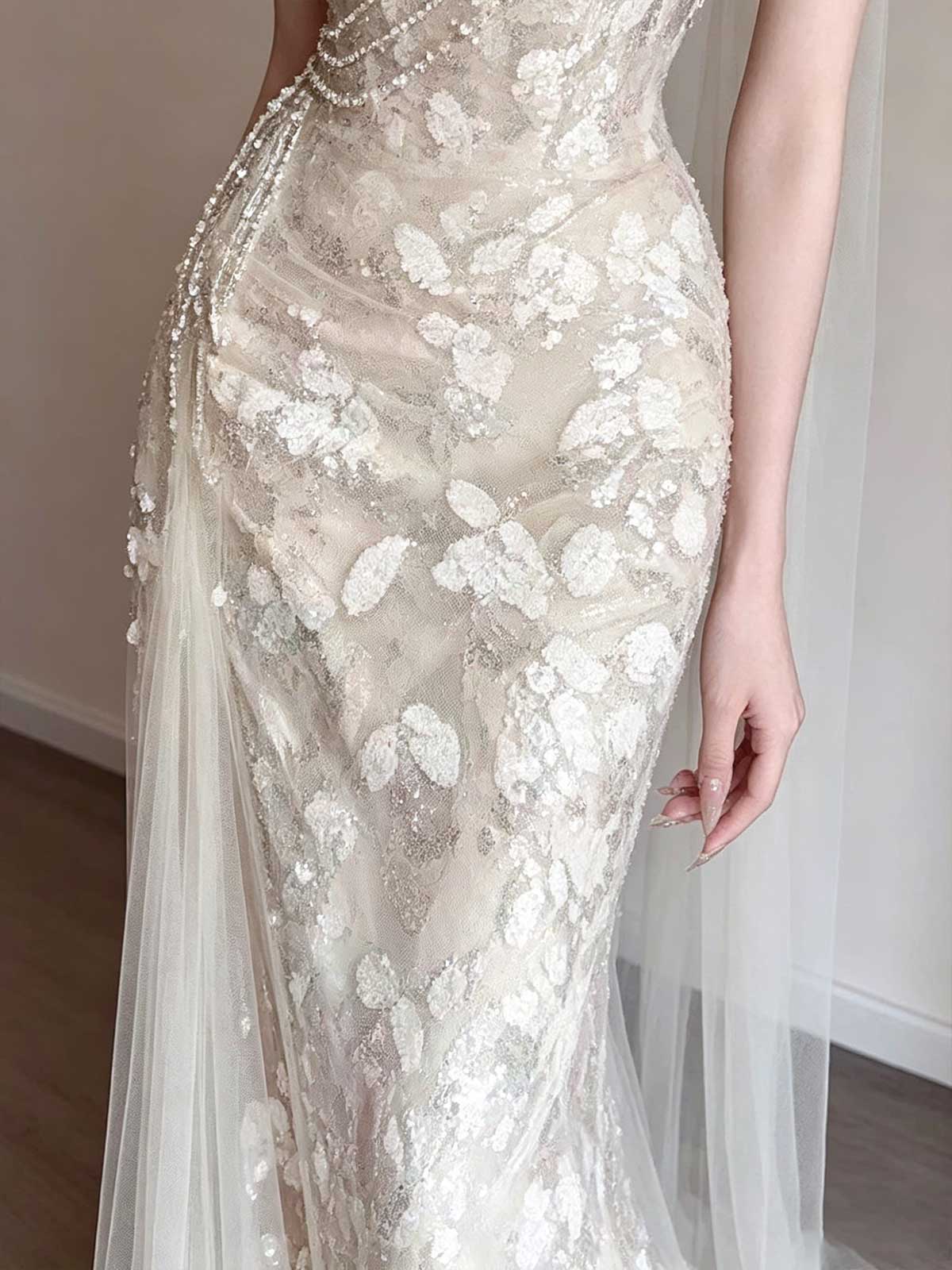 Ivory Sequin Strapless Mermaid Wedding Dress with Veil