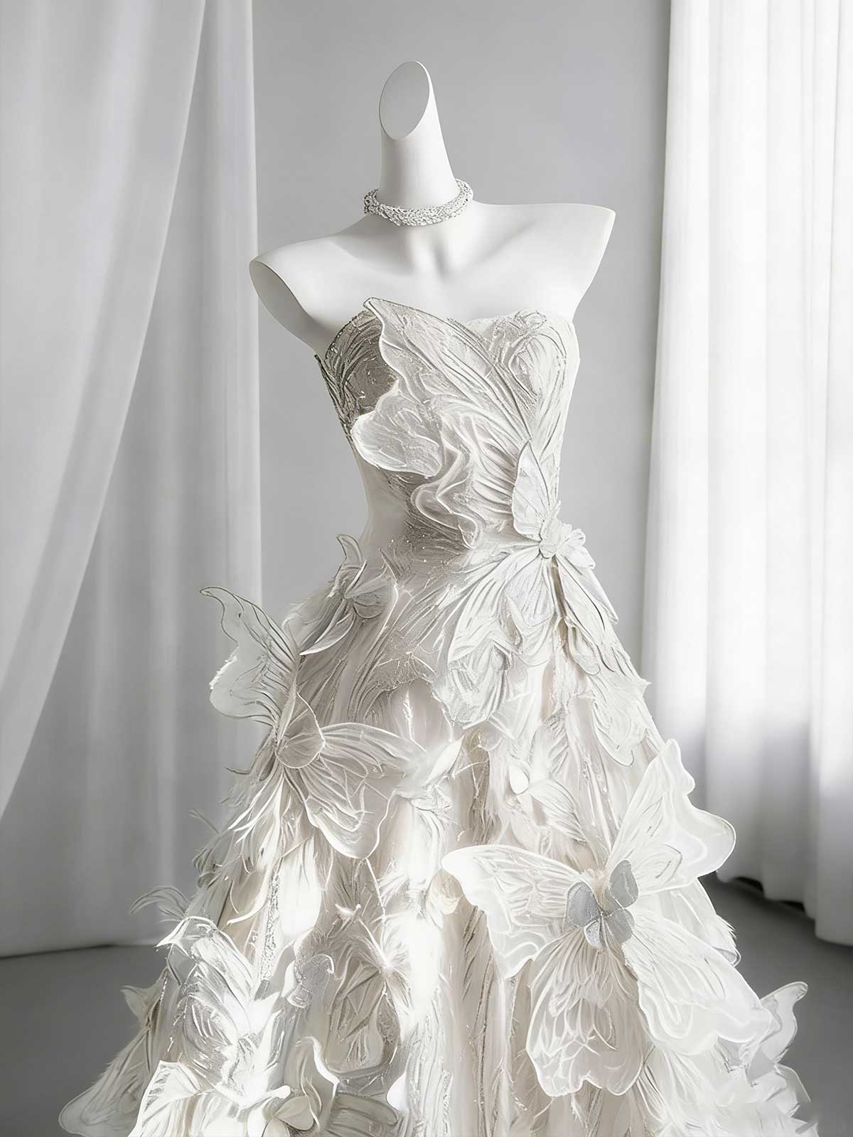 Dreamy 3D Butterfly Applique A-Line Wedding Dress for Brides