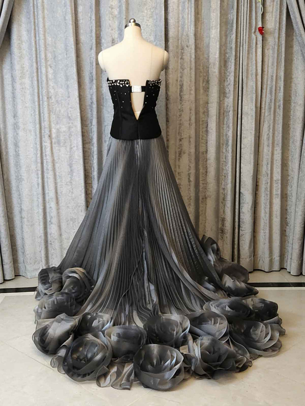 Luxury Gray Evening Gown with Beaded Corset & 3D Flower Train