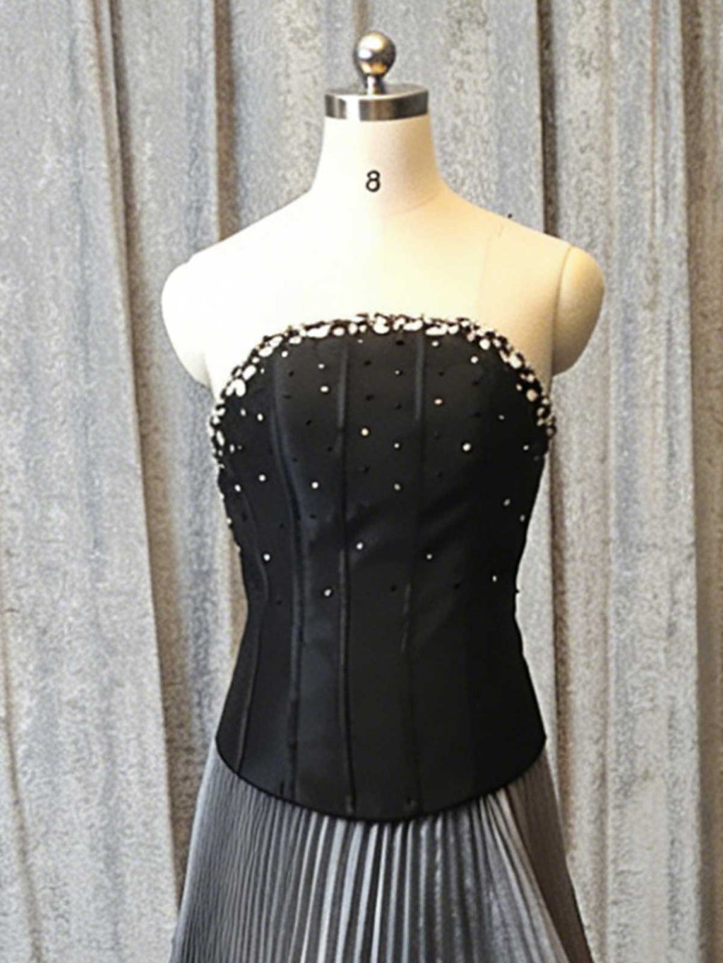 Luxury Gray Evening Gown with Beaded Corset & 3D Flower Train