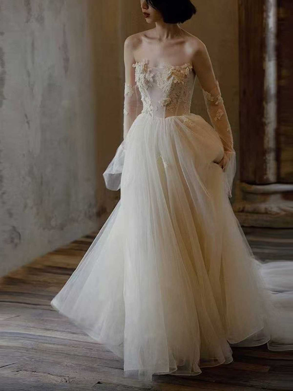 Ivory 3D Floral Applique Strapless Tulle A-Line Wedding Dress with Lace Gloves