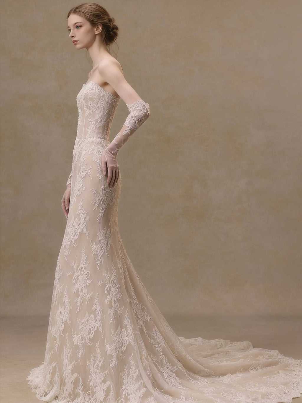 Lace Sweetheart Mermaid Wedding Dress with Detachable Tulle Gloves