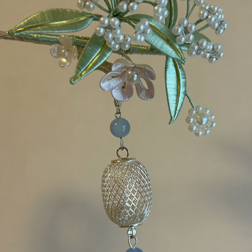 Handmade Chinese Silk Wrap Berry Hairpin with Pearls & Bell Charm for Hanfu