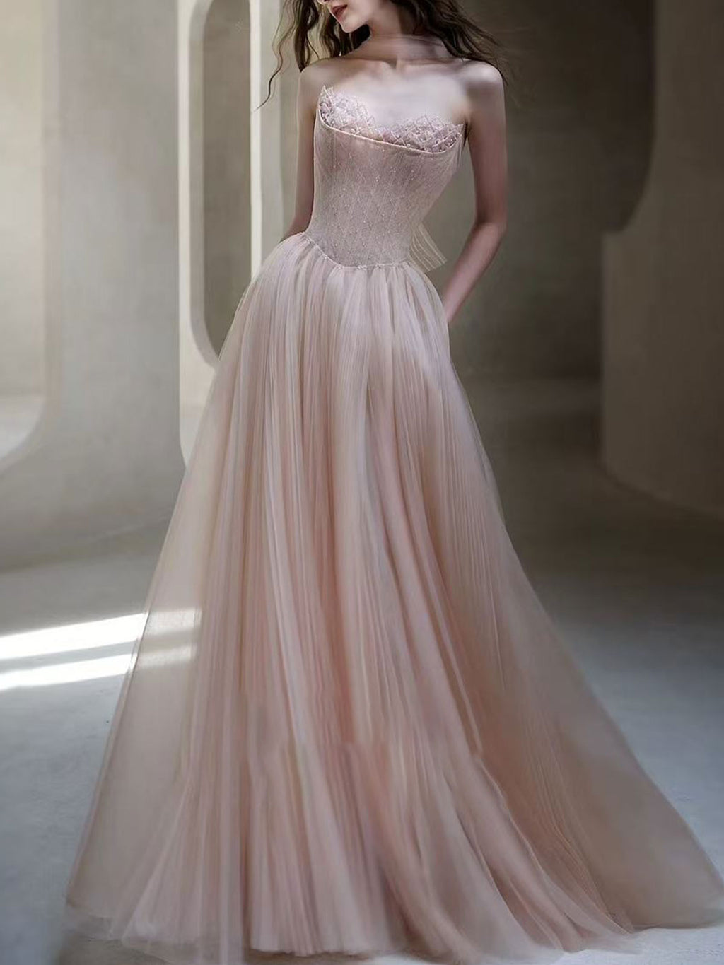 Elegant Blush Pink Tulle Corset Evening Gown with Pleated Skirt