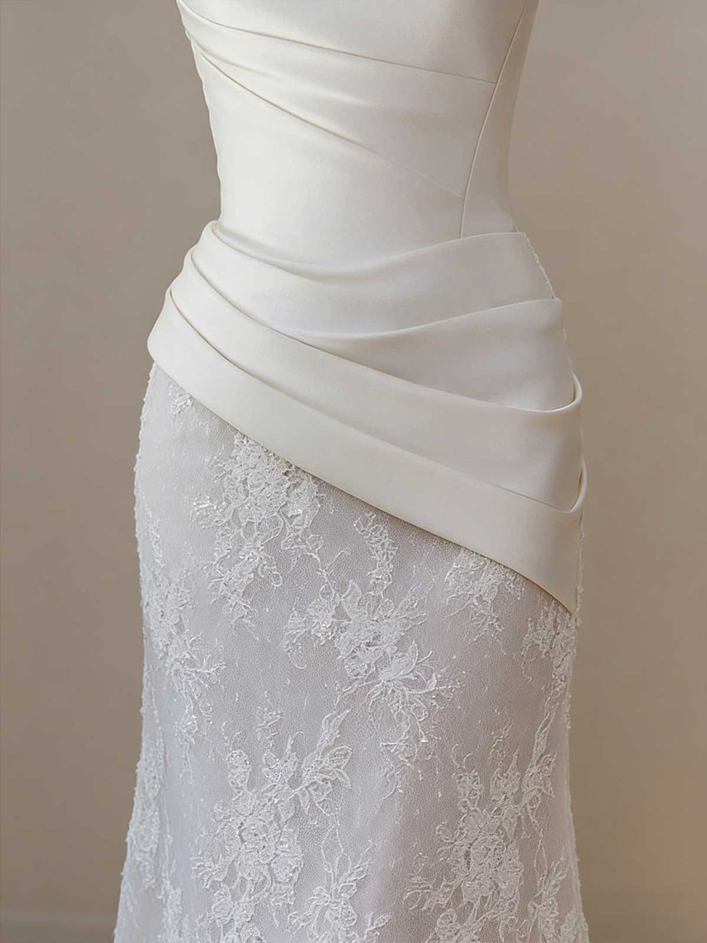 Strapless Satin Lace Mermaid Wedding Dress with Lace Gloves