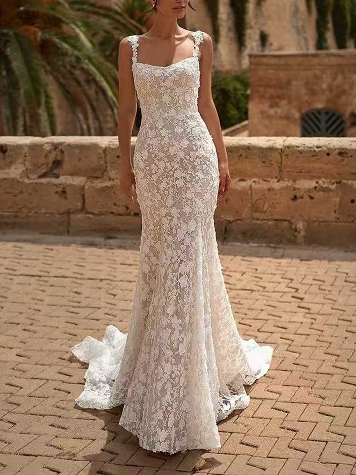 Ivory Lace Square Neck Spaghetti Strap Mermaid Wedding Dress