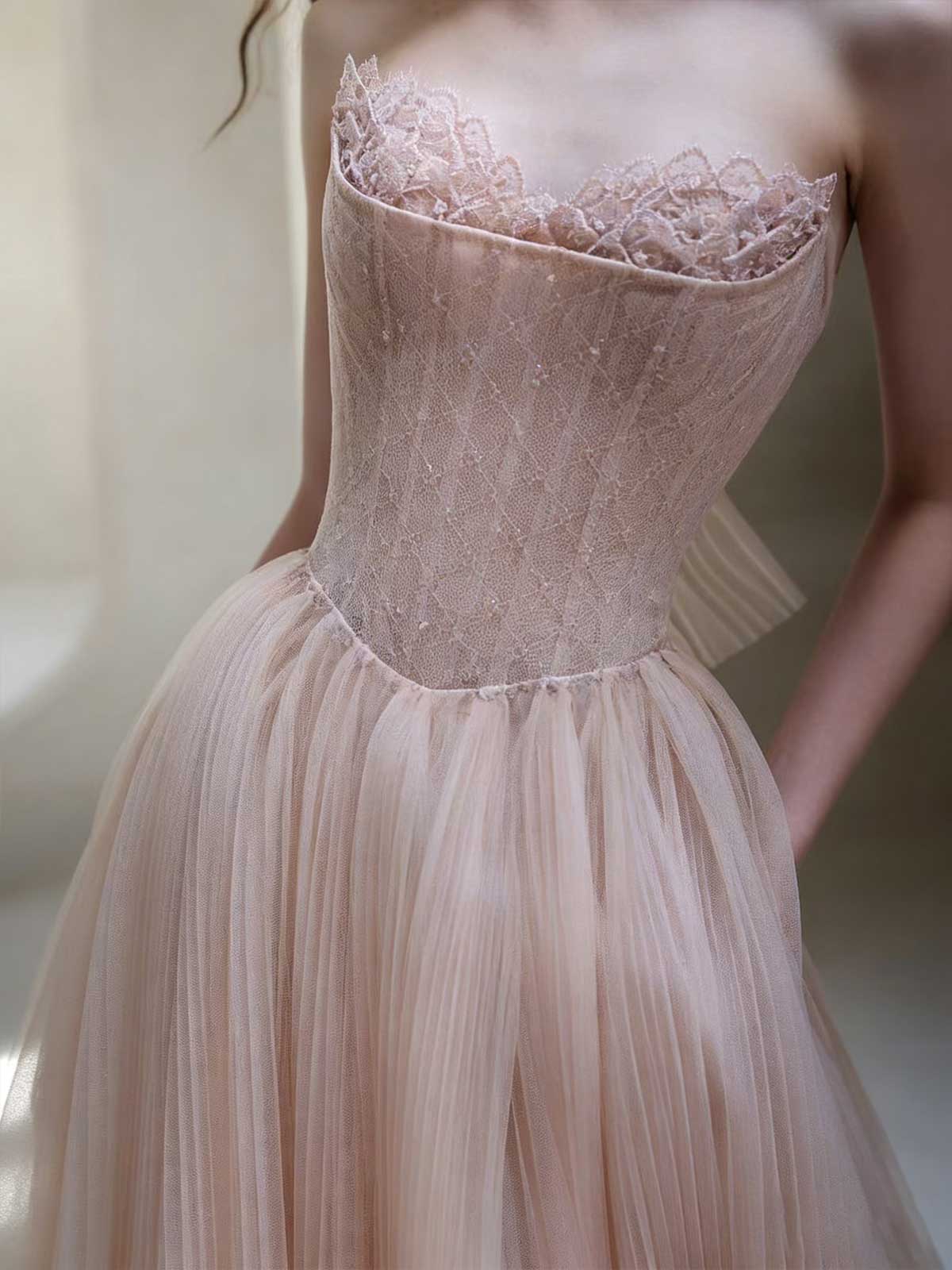 Elegant Blush Pink Tulle Corset Evening Gown with Pleated Skirt