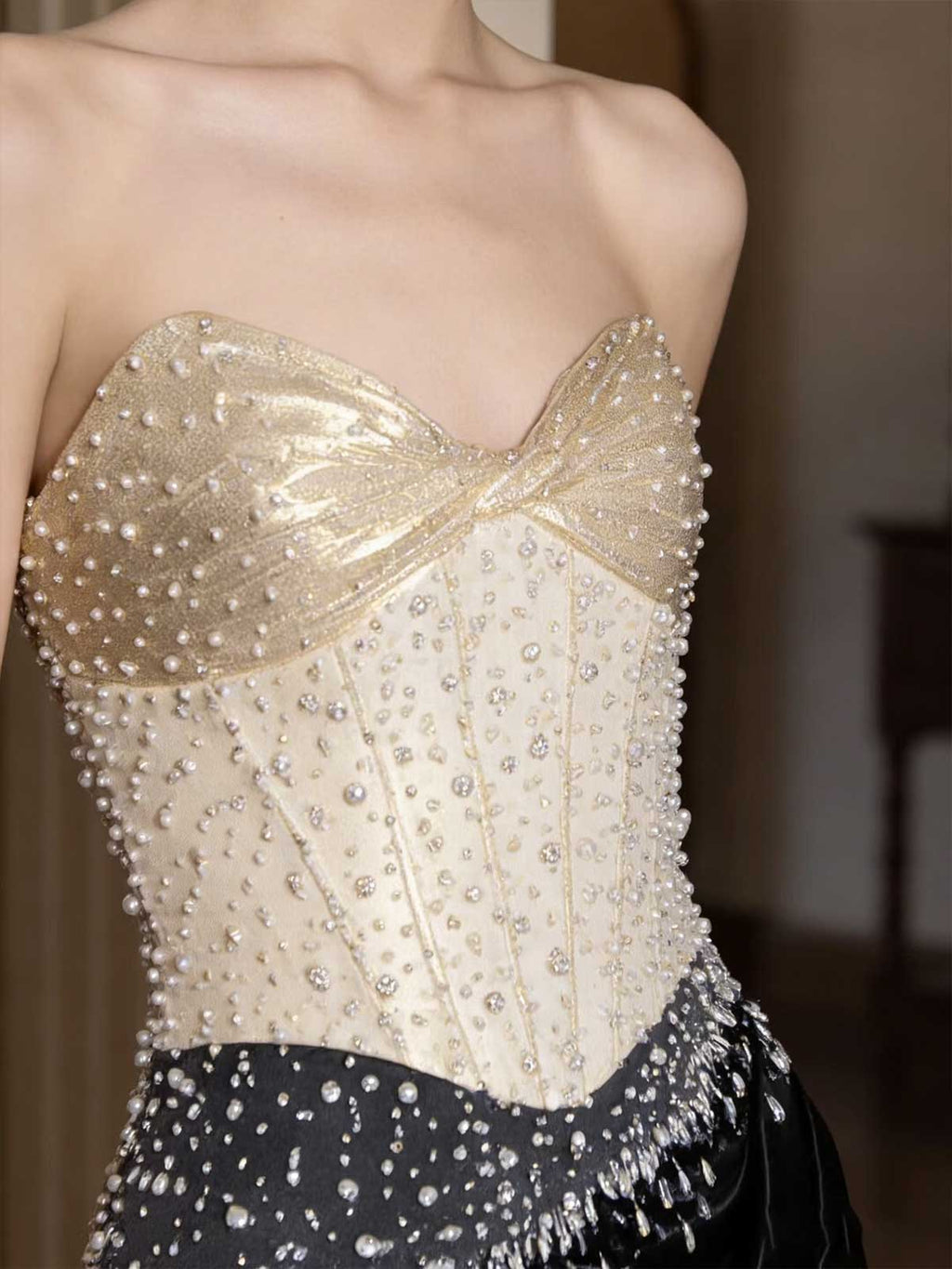 Luxury Black Gold Beaded Mermaid Evening Gown with Train